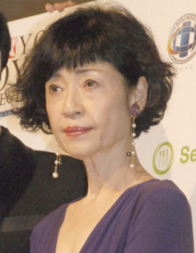 田島令子