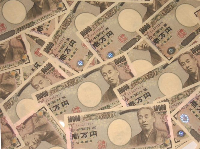 金