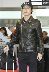 関ジャニ∞ 錦戸亮 私服 ブランド スニーカー 帽子 ピアス 愛用 好きなブランド