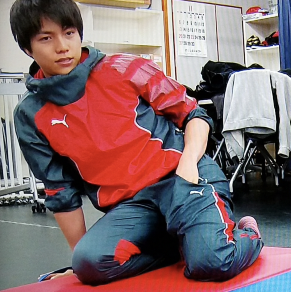 重岡大毅 ジャニーズWEST 私服 ブランド ピアス 帽子 プライベート 香水