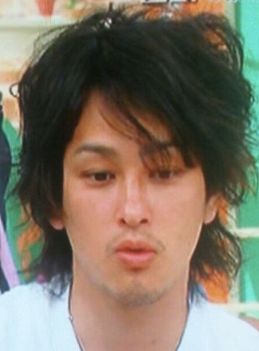 横山裕　関ジャニ∞　髪型　画像　パーマ　ショート