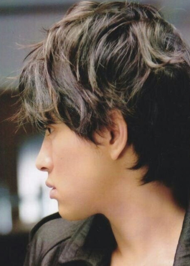 横山裕　関ジャニ∞　髪型　画像　パーマ　ショート