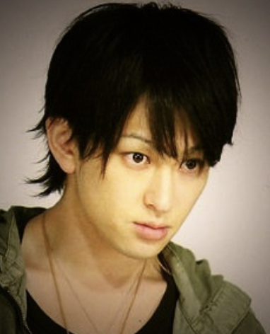 横山裕　関ジャニ∞　髪型　画像　パーマ　ショート