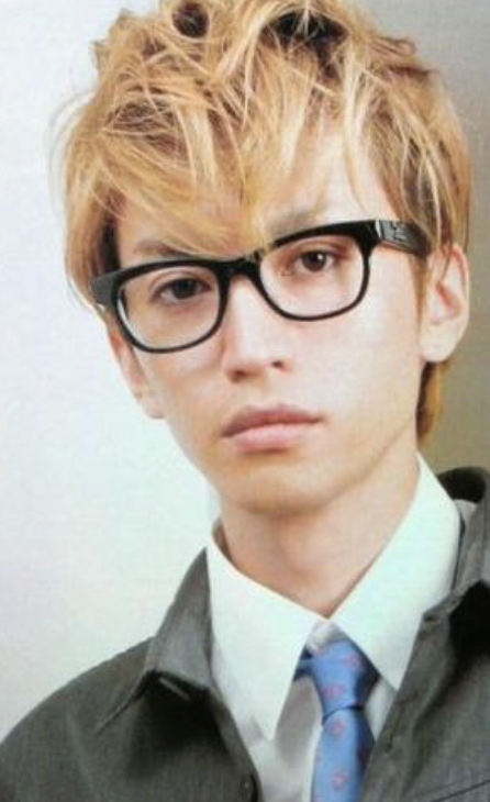 大倉忠義 関ジャニ∞ 私服 ブランド ネックレス ピアス 香水