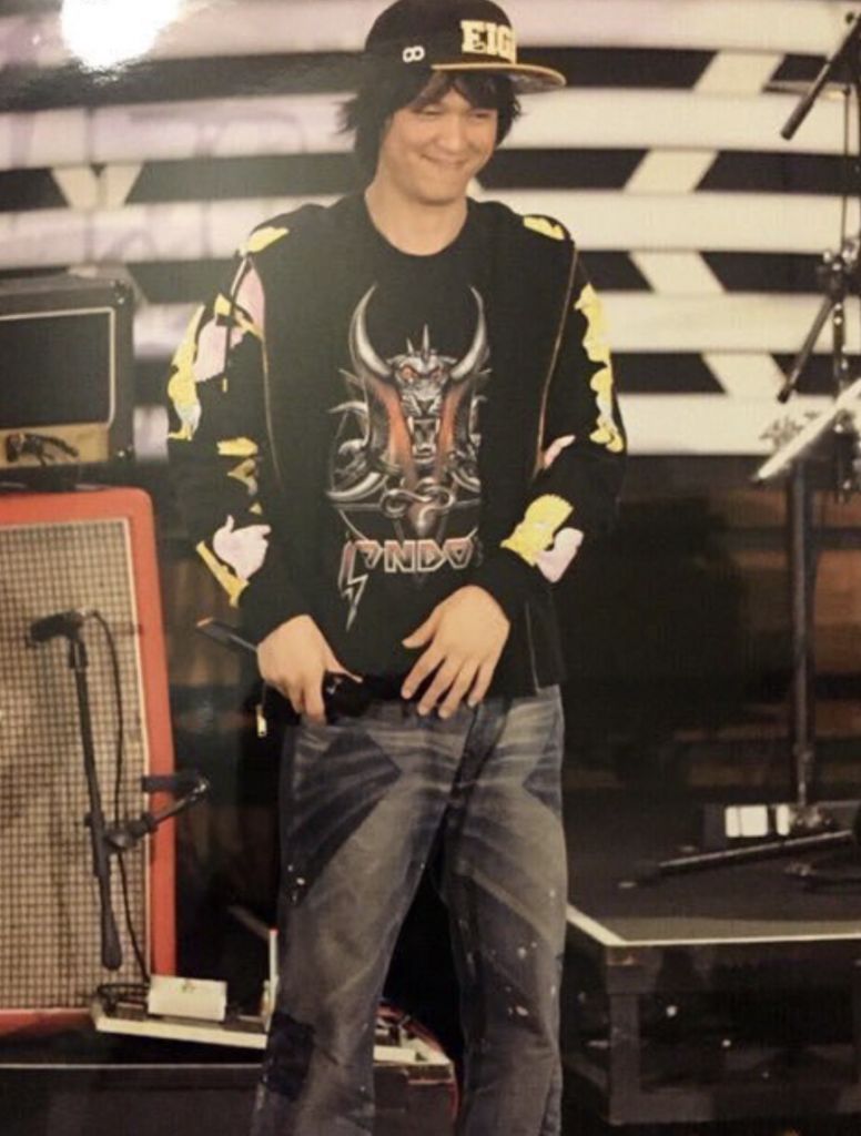 丸山隆平 関ジャニ∞ 私服 ブランド ネックレス ピアス 香水