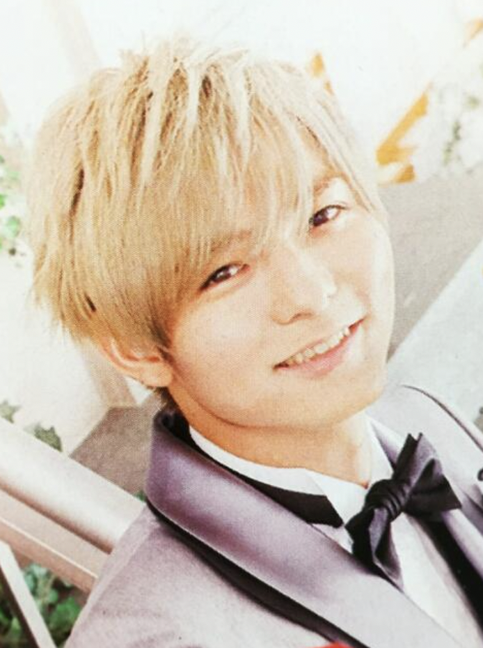 Hey!Say!JUMP　薮宏太　かわいい髪型　人気　金髪　パーマ　ロン毛　画像あり