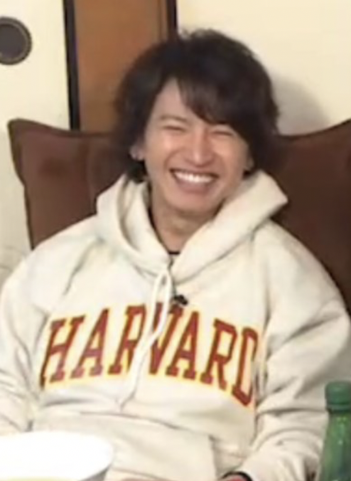 大倉忠義 関ジャニ∞ 私服 ブランド ネックレス ピアス 香水