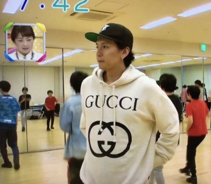 大倉忠義 関ジャニ∞ 私服 ブランド ネックレス ピアス 香水