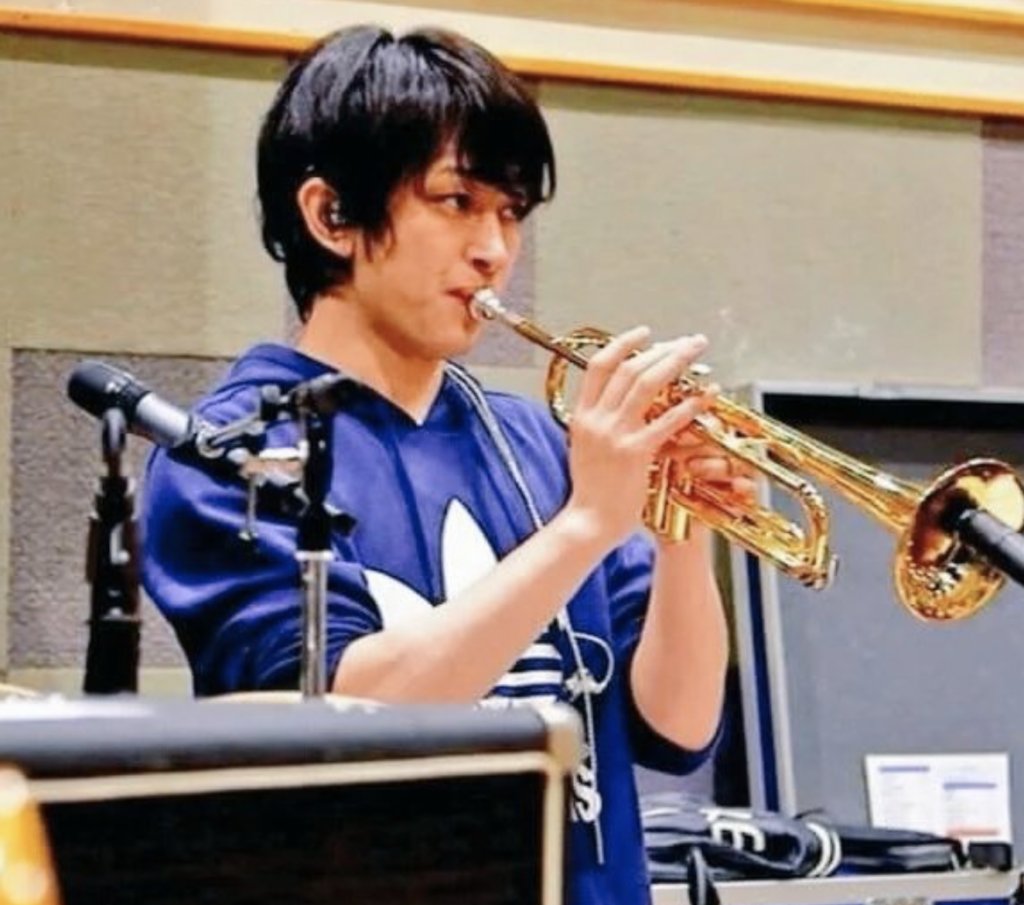 横山裕 関ジャニ∞ 私服 ブランド ネックレス ピアス 香水