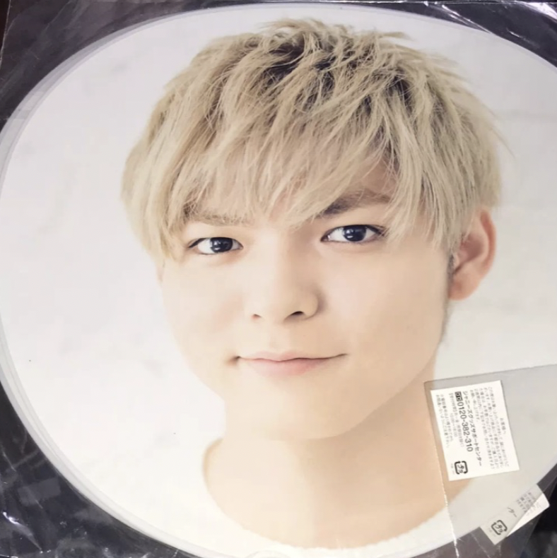 Hey!Say!JUMP　薮宏太　かわいい髪型　人気　金髪　パーマ　ロン毛　画像あり