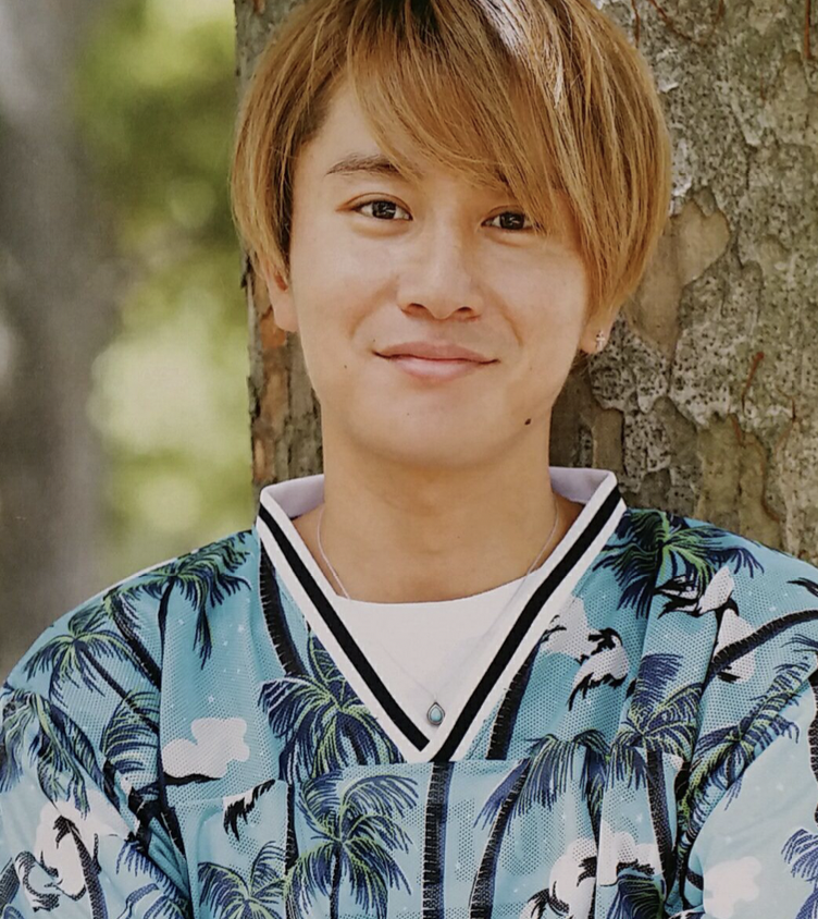 安田章大　関ジャニ∞　私服　ブランド　ネックレス　ピアス　香水