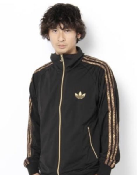 ジャニーズWEST　桐山照史　私服　ブランド　愛用　ピアス　メガネ　香水　まとめ　画像あり