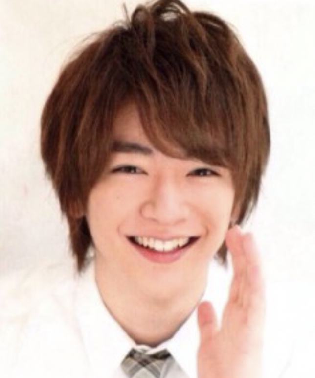 Hey!Say!JUMP 知念侑李 かわいい髪型 人気 パーマ 黒髪 茶髪 短髪 前髪 通っている美容院 画像あり