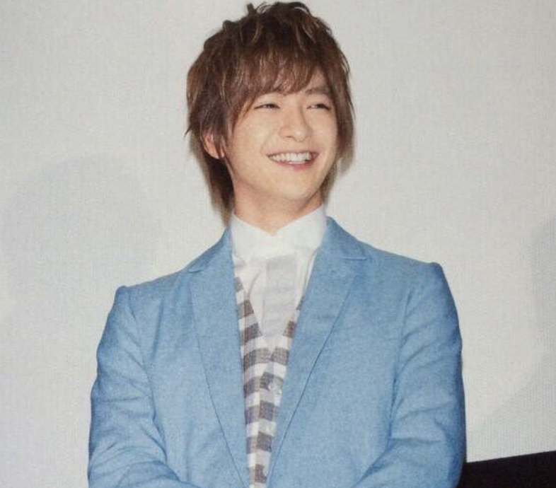 Hey!Say!JUMP 知念侑李 かわいい髪型 人気 パーマ 黒髪 茶髪 短髪 前髪 通っている美容院 画像あり