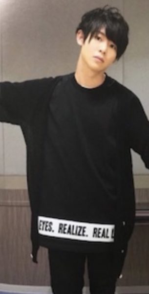 Hey!Say!JUMP 有岡大貴　私服　ブランド　愛用　ピアス　メガネ　指輪　香水　まとめ　画像