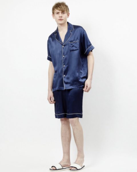 ストーンズ 松村北斗 私服 ブランド まとめ 愛用 ピアス 香水 ついて 関西ジャニーズJr.