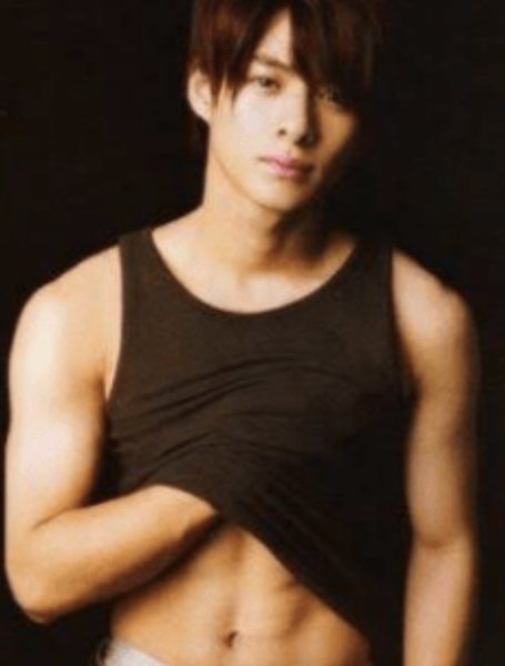 ジャニーズ 腹筋 ランキング 細マッチョ メンバー 画像