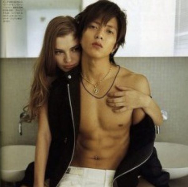 ジャニーズ 腹筋 ランキング 細マッチョ メンバー 画像