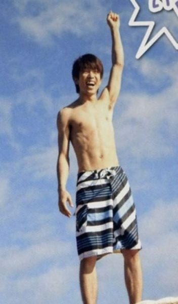 ジャニーズ 腹筋 ランキング 細マッチョ メンバー 画像