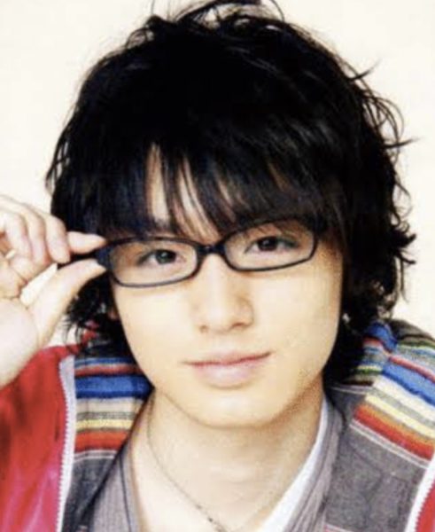 Hey!Say!JUMP　伊野尾慧　私服　ブランド　好きな　ピアス　メガネ　指輪　香水　まとめ　画像あり