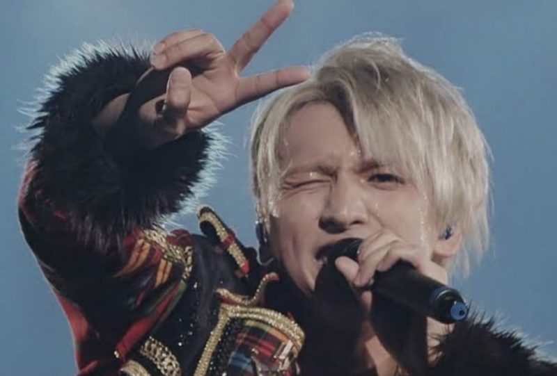 ジャニーズWEST藤井流星のファンサ基準は？コツはうちわ？性格 ...