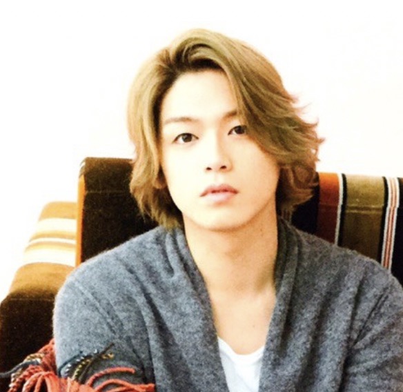 Hey!Say!JUMP 高木雄也 かっこいい 髪型 黒髪短髪 人気 前髪 画像