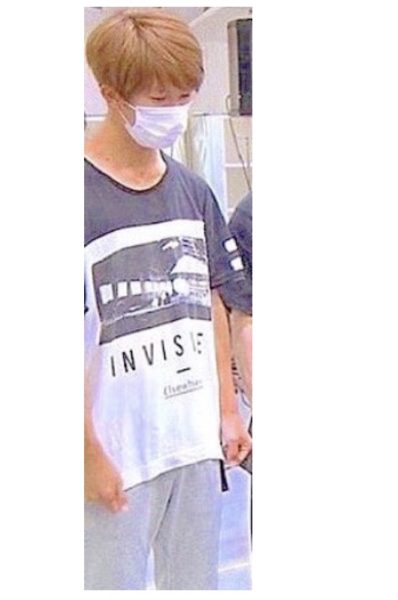 濱田崇裕 私服 ブランド 愛用 香水 メガネ ピアス まとめ 画像あり